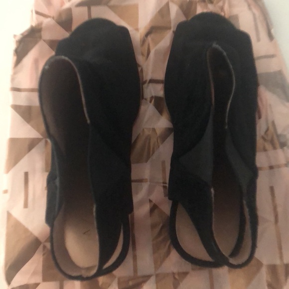 Anthropologie Side Gore Shootie - Picture 4 of 5